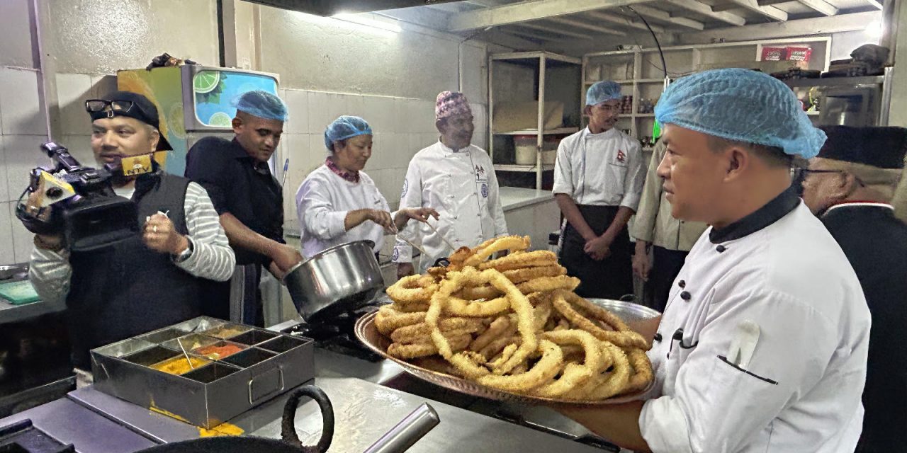 तिहारको अवसरमा सेल पकाउने प्रतियोगिता