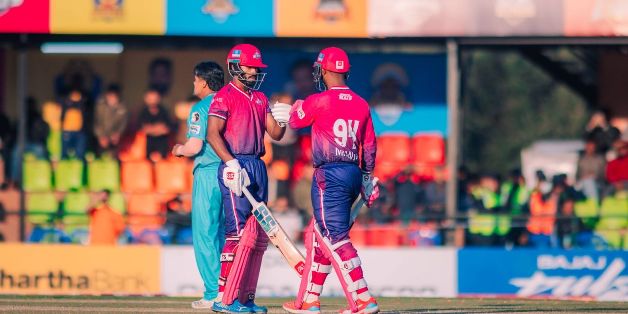 एनपीएल : डिफेण्डिङ च्याम्पियन जनकपुरद्वारा काठमाडौँलाई १३१ रनको चुनौती