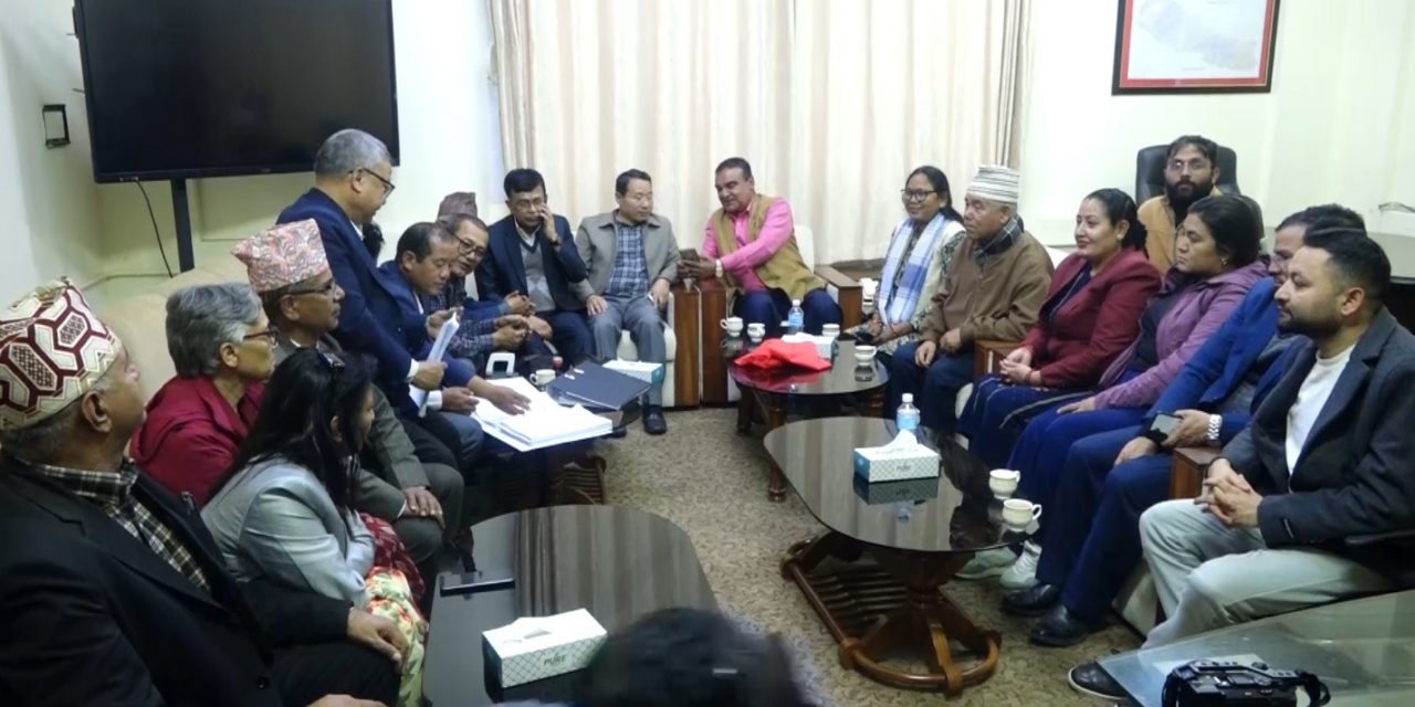 नेपाली कम्युनिस्ट पार्टीले दल दर्ताका लागि बुझायो निर्वाचन आयोगमा कागजात