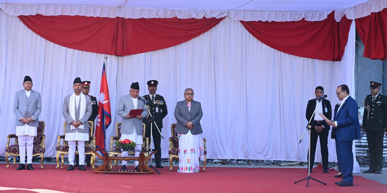 राष्ट्रपतिसमक्ष मधेस प्रदेशका प्रदेश प्रमुख कर्णको शपथ