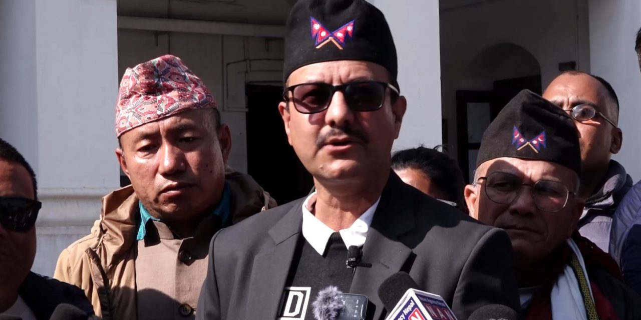 दुर्गा प्रसाईको समूहद्वारा पार्टी दर्ताका लागि निवेदन