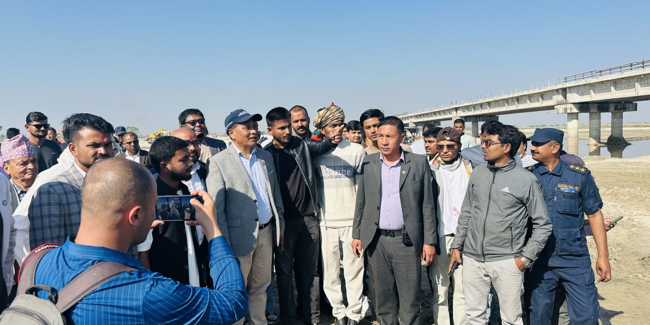 कमला पुल निर्माण तीव्र गतिमा अघि बढाउने मन्त्री घिसिङको प्रतिबद्धता