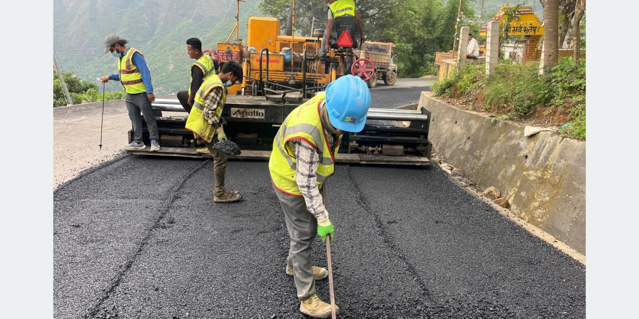 सडक मापदण्डभित्रका घरटहरा हटाउन आग्रह