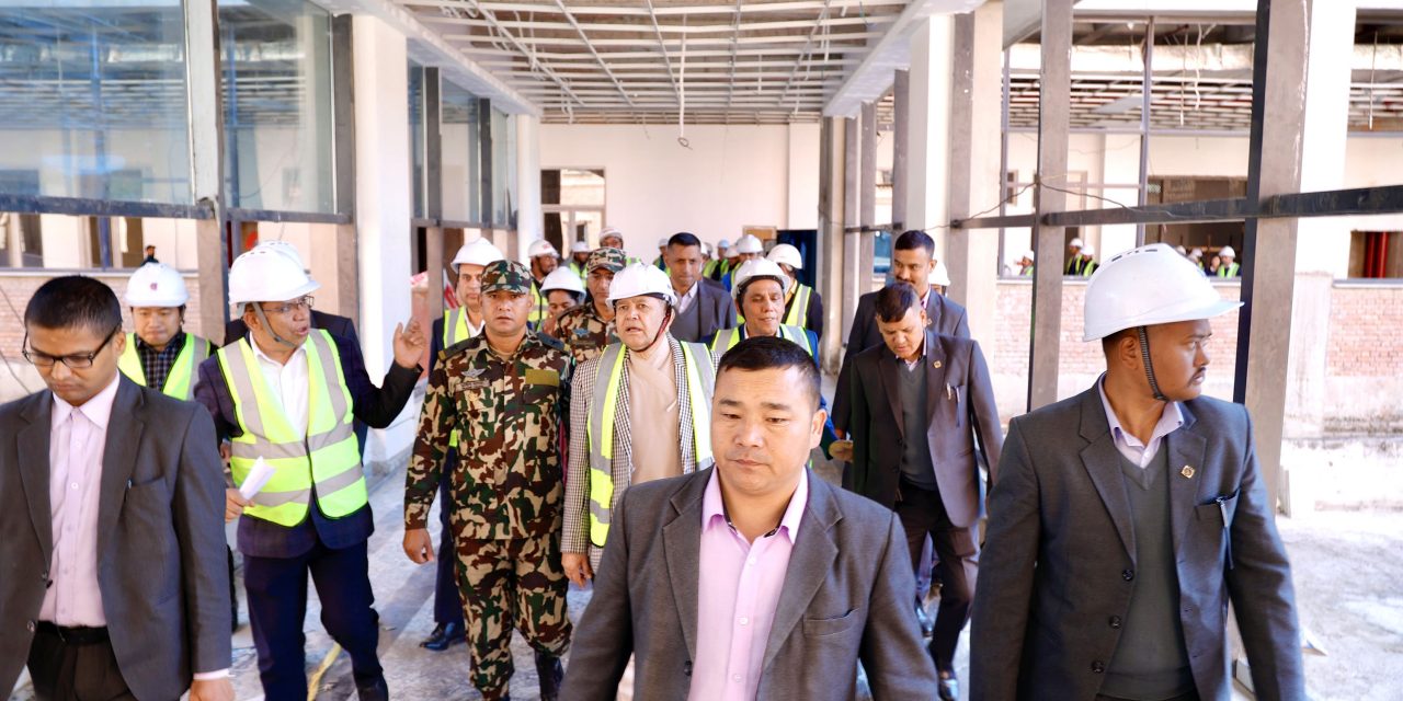 सभामुखसहितको टोलीद्वारा निर्माणाधीन संसद् भवनको अवलोकन
