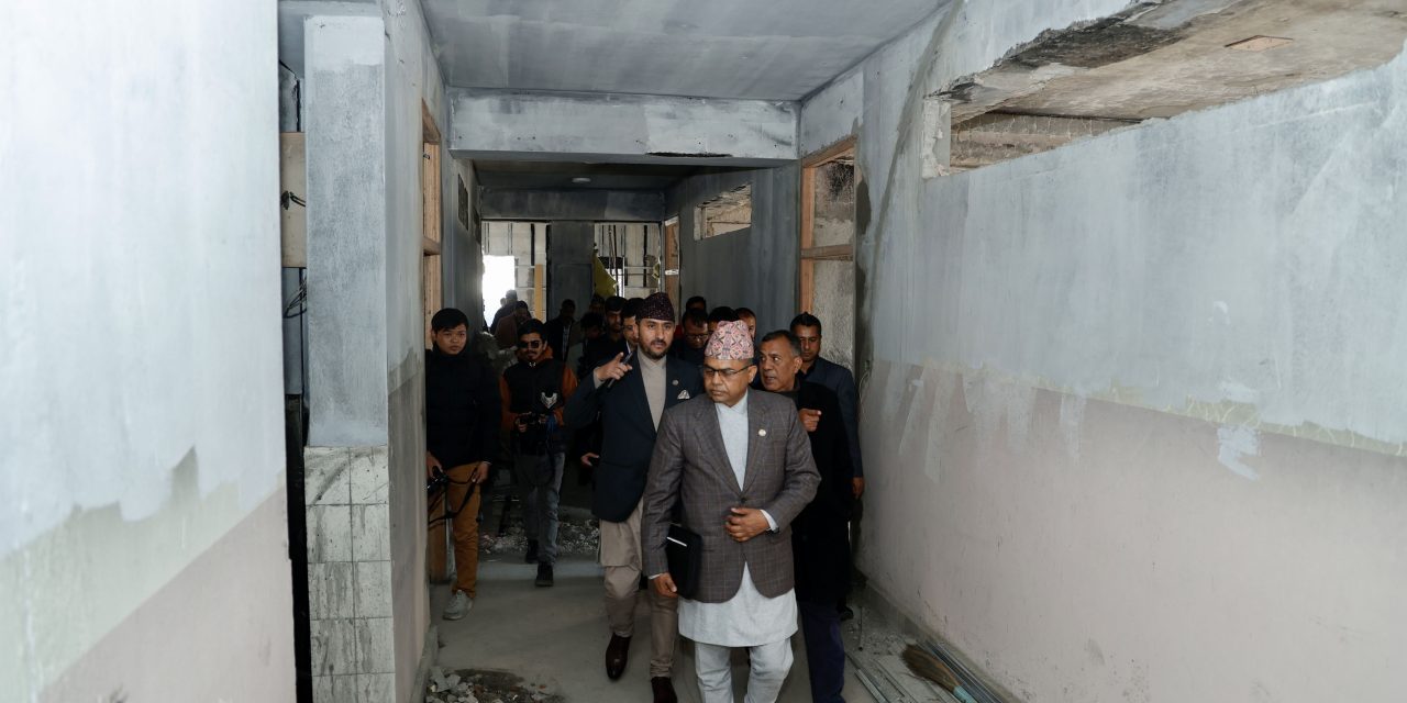 सरकारका दुई मन्त्रीद्वारा नेपाली कांग्रेसको केन्द्रीय कार्यालय निरीक्षण