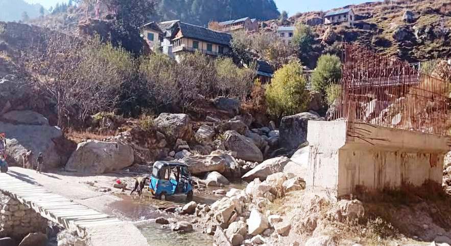 नाग्म-गमगढी मार्गमा सात पुल निर्माण