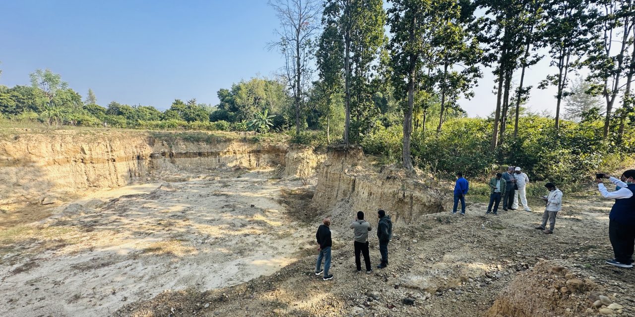 चुरे क्षेत्रको अवैध उत्खनन रोक्न अनुगमन
