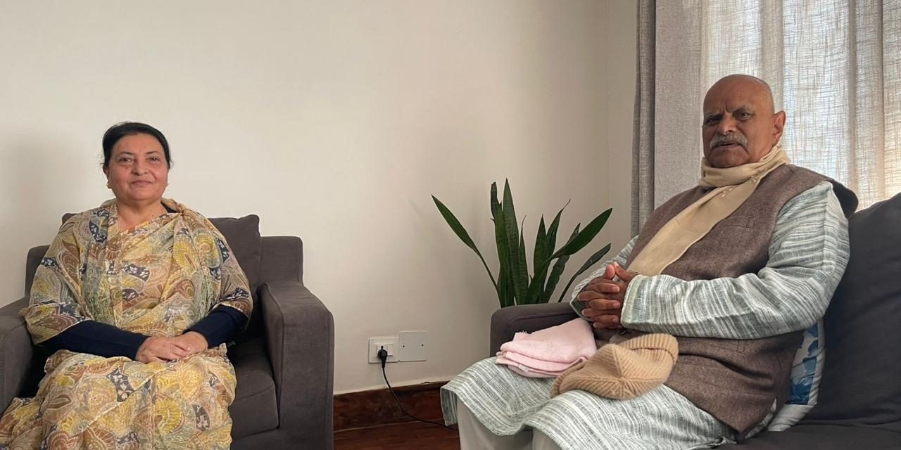पूर्वराष्ट्रपतिद्वय यादव र भण्डारीबीच भेटवार्ता