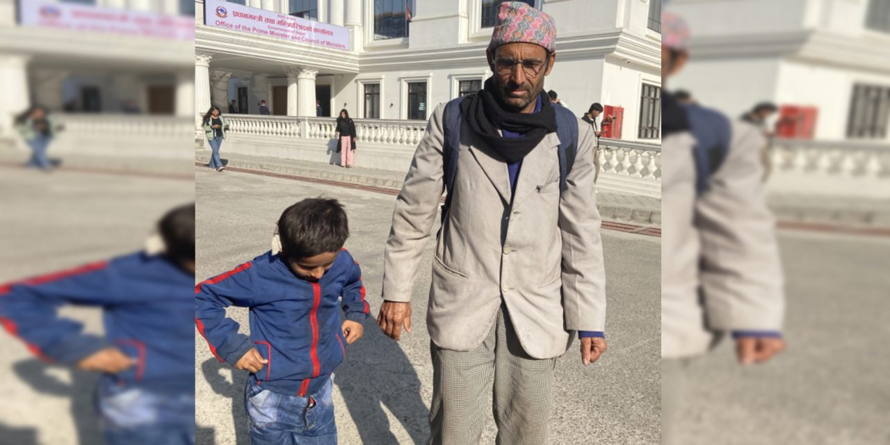 …अनि मनभरि आशा बोकेर सिंहदबार छिरे जयलाल