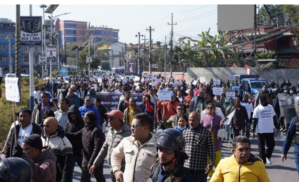 आज पनि माइतीघरमा खोला मापदण्ड विरुद्ध प्रदर्शन
