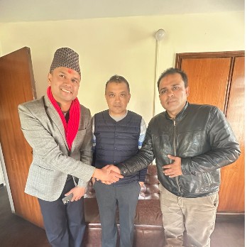 आजको उम्मेदवार होइन, भोलिको नेता बने बाबुराम आचार्य