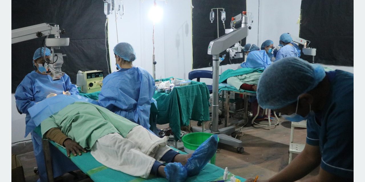 निःशुल्क शिविरः २३२ जनाको मोतिया बिन्दुको सफल शल्यक्रिया