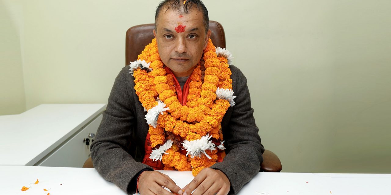 सभापतिबाट राजीनामा नदिन गगन थापालाई ललितपुरका जनप्रतिनिधिको आग्रह