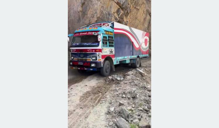 करिब छ महिनापछि सञ्चालनमा आयो रसुवागढी नाका  