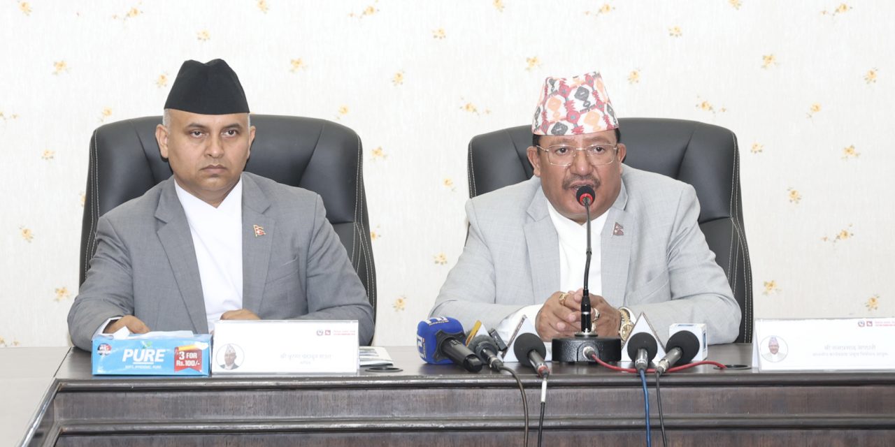 निर्वाचन आयोगद्वारा राजनीतिक दल र उमेदवारहरूलाई ६४ बुँदे निर्देशन जारी