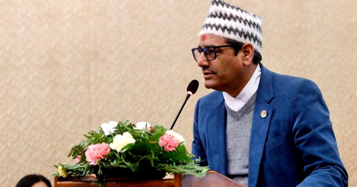वातावरण संरक्षणसँगै पूर्वाधार विकास आवश्यक छ : वनमन्त्री चौलागाईं
