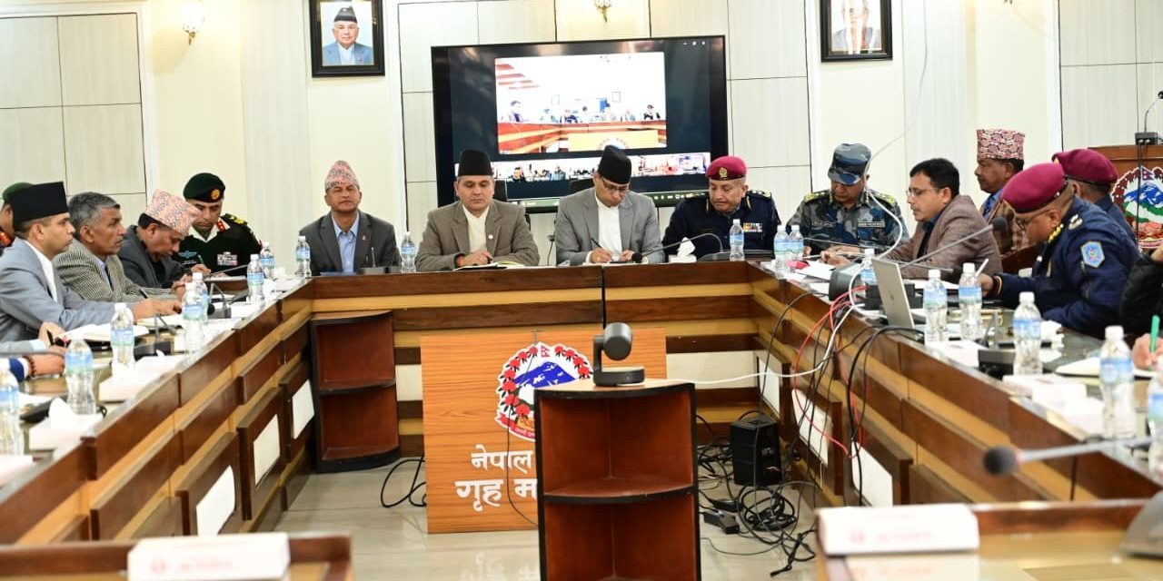 निर्धक्क भएर मतदान प्रक्रियामा भाग लिन मतदातालाई गृहमन्त्री अर्यालको आह्वान