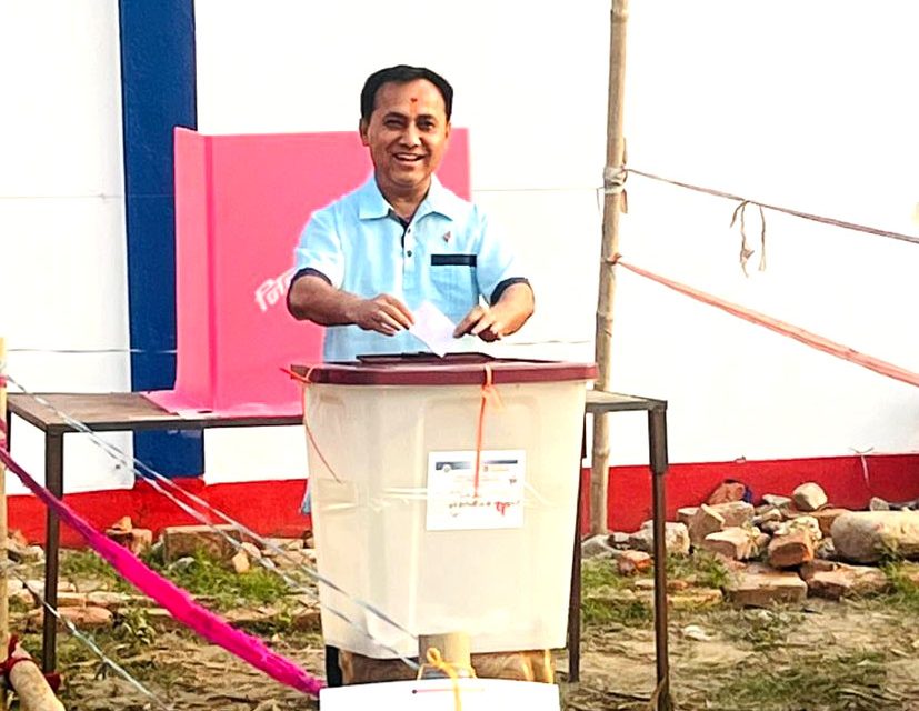 कांग्रेस उपसभापति शर्माद्वारा मतदान