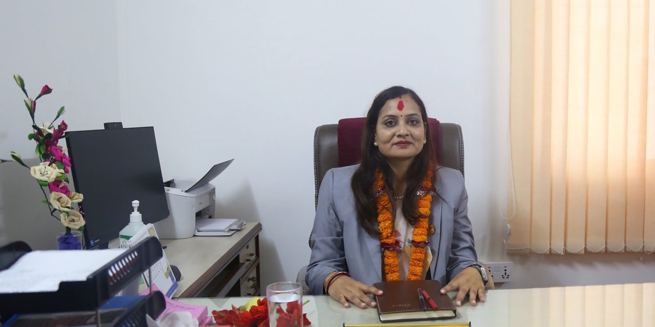 नवनियुक्त स्वास्थ्यमन्त्री मेहताद्वारा पदभार ग्रहण