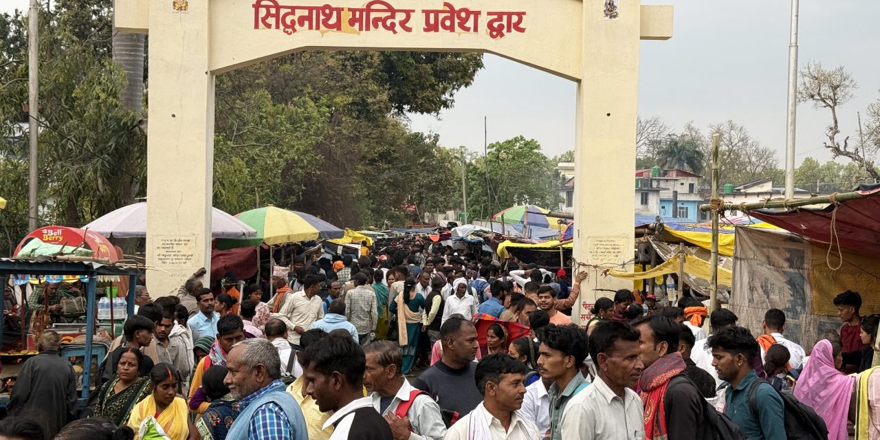 पूर्णागिरि मेलापछि महेन्द्रनगरमा भारतीय दर्शनार्थीको घुइँचो