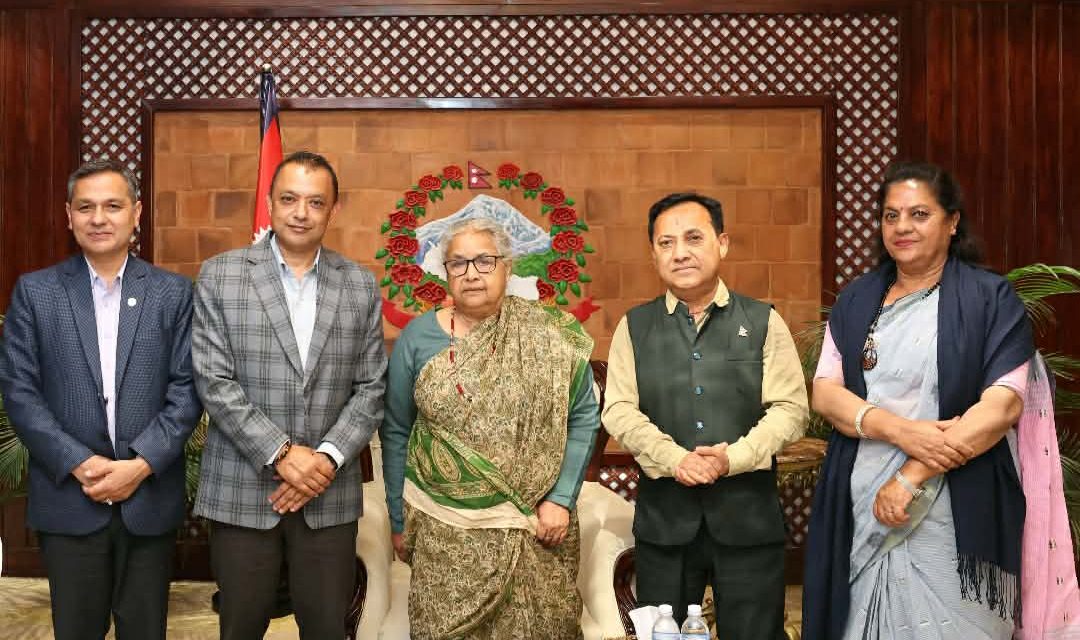 कांग्रेस सभापति थापासहित पदाधिकारी बालुवाटारमा, प्रधानमन्त्रीले भनिन् : हारबाट विचलित नहुनू