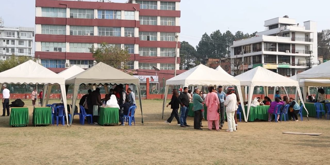 ललितपुर-३ को जावलाखेल केन्द्र : मतदान अधिकृतदेखि सहयोगीसम्म सबै महिला कर्मचारी