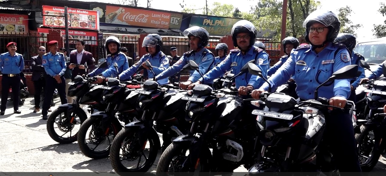 नेपाल पर्यटन बोर्ड बाट पर्यटक प्रहरीलाई १४ मोटरसाइकल हस्तान्तरण