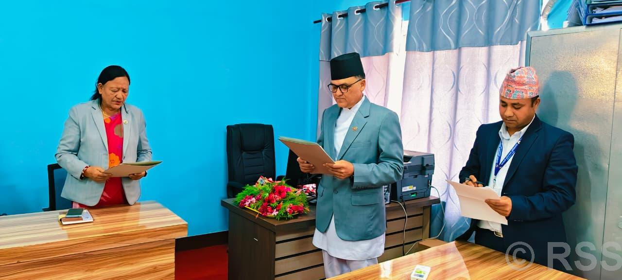 कर्णाली प्रदेशसभाको सचिवमा डा अर्जुनकुमार खड्का