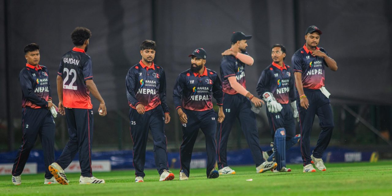 वर्षाले अवरुद्ध नेपाल र युएईबीचको खेल सुरु : युएई ७८ रनको लक्ष्य पच्छ्याउँदै 