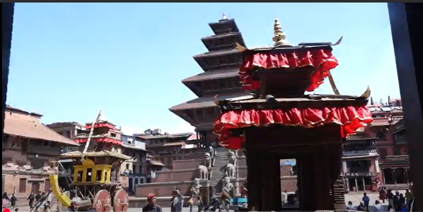 भक्तपुरको ऐतिहासिक बिस्केट जात्रा सुरु