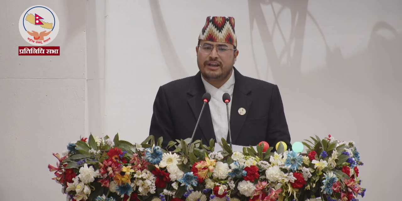 रास्वपाप्रति ज्ञानेन्द्रको कटाक्ष : राजनीतिमा आश्वासन र धोका पनि जायज हुँदो रहेछ