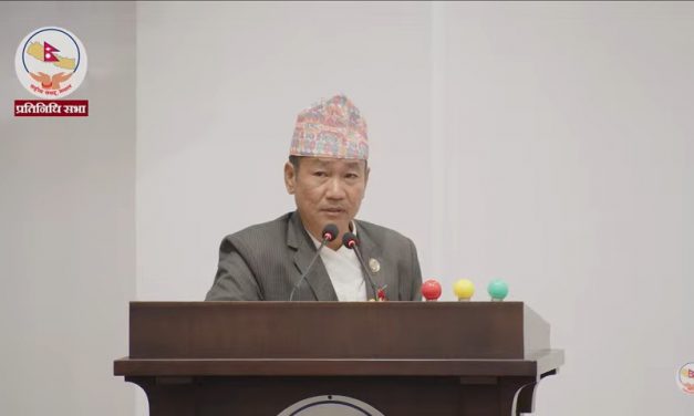 हर्क साम्पाङको तस्वीर पार्टी कार्यक्रममा अनिवार्य प्रयोग गर्न उर्दी