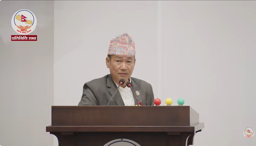 हर्क साम्पाङको तस्वीर पार्टी कार्यक्रममा अनिवार्य प्रयोग गर्न उर्दी