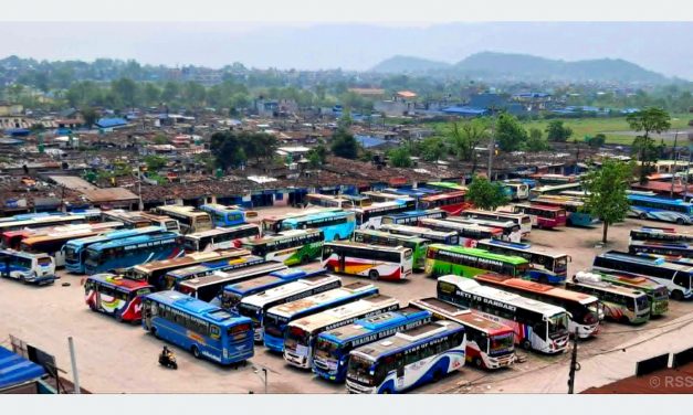 अतिक्रमण हटाएर बन्ला त पोखरा बसपार्क ?