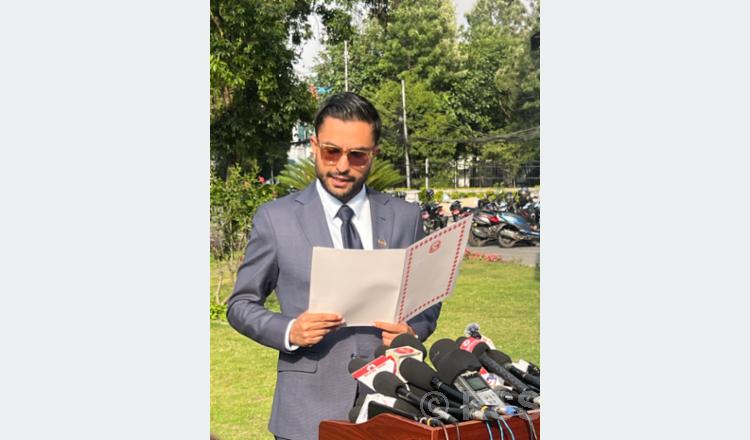 क्यानको महानिर्देशकमा डङ्गोल