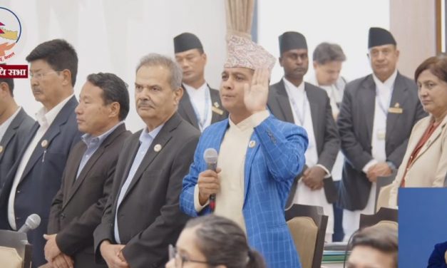 संसदमा विपक्षीको चर्को विरोध, प्रतिनिधिसभा बैठक १५ मिनेटका लागि स्थगित