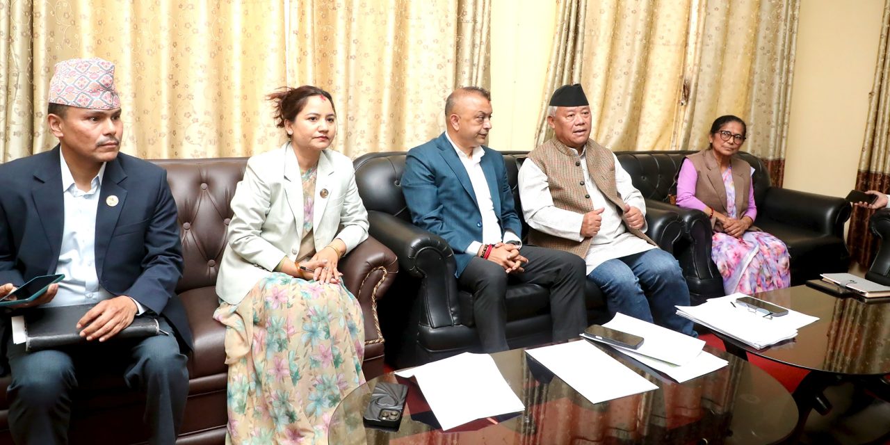 दुवै सदनका सांसदहरूलाई सभापति थापाको प्रशिक्षण