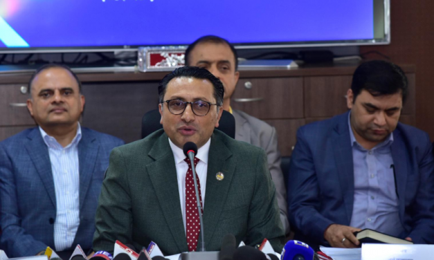 बजेट ठूलो होइन, जिडिपीको तुलनामा सानो होः अर्थमन्त्री वाग्ले