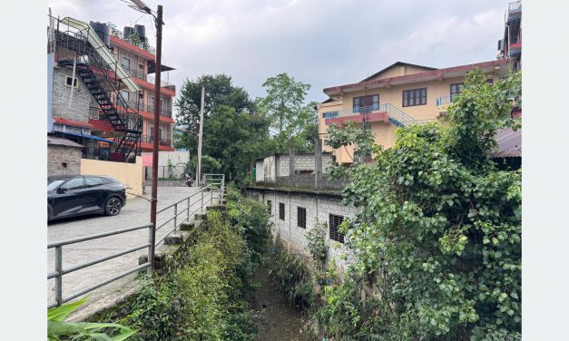 अतिक्रमित फिर्के खोलालाई प्राकृतिक बहावमा ल्याइँदै