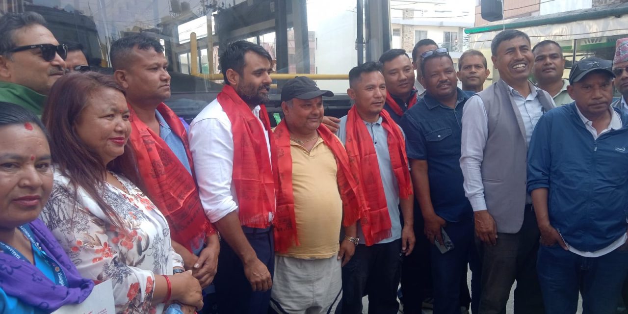 चाङ्गाथलीवासीको दशकौँको सपना पूरा, आजदेखि साझा यातायात रत्नपार्कसम्म सञ्चालन