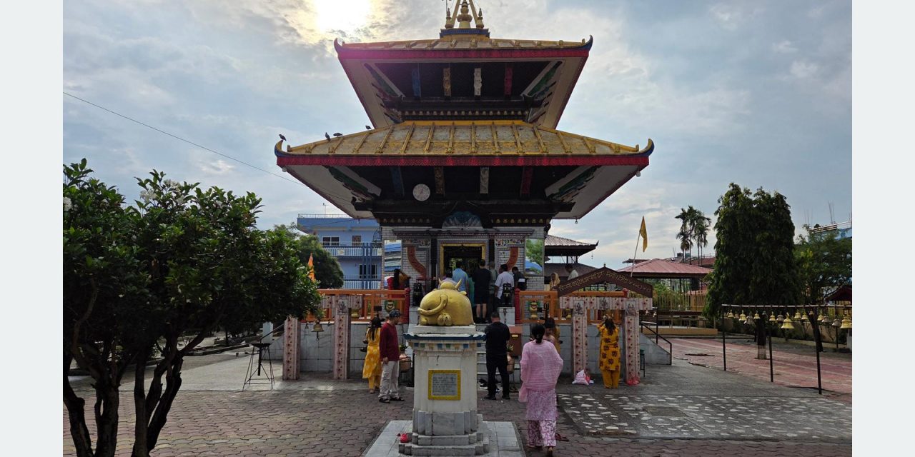 धार्मिक पर्यटनको गन्तव्य बन्दै भुवनेश्वर महादेव मन्दिर