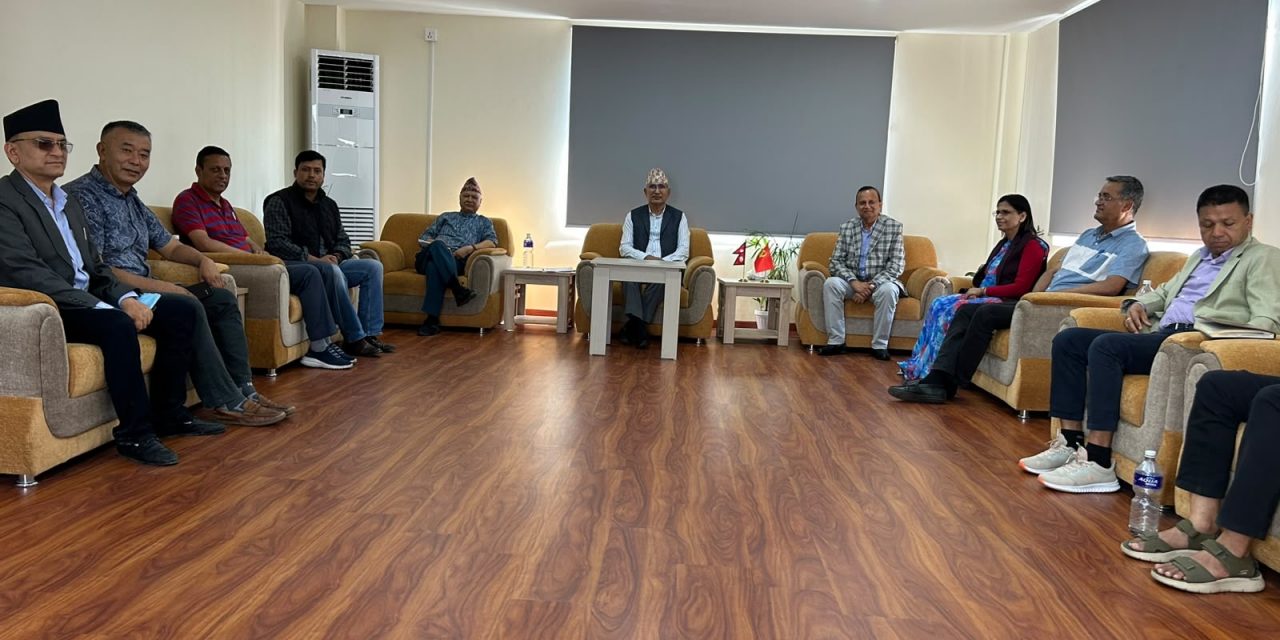 नेकपा एमाले संविधान संशोधन सुझाव कार्यदलको पहिलो बैठक सम्पन्न