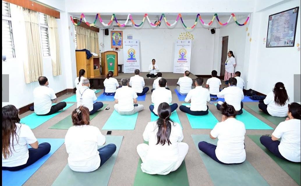 भारतीय दूतावास र आयुर्वेद क्याम्पसको संयुक्त आयोजनामा विश्वविद्यालय परिसरमा विशेष योग सत्र सम्पन्न