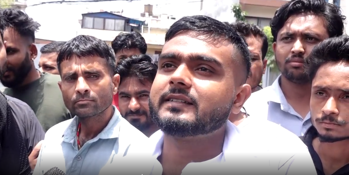 रास्वपा केन्द्रीय कार्यालयमा प्रदर्शन