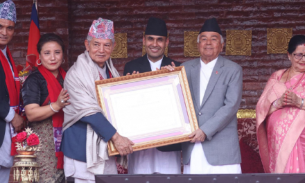 राष्ट्रिय चलचित्र पुरस्कार २०८२ राष्ट्रपति रामचन्द्र पौडेलद्वारा प्रदान
