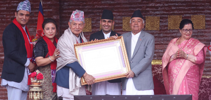 राष्ट्रिय चलचित्र पुरस्कार २०८२ राष्ट्रपति रामचन्द्र पौडेलद्वारा प्रदान
