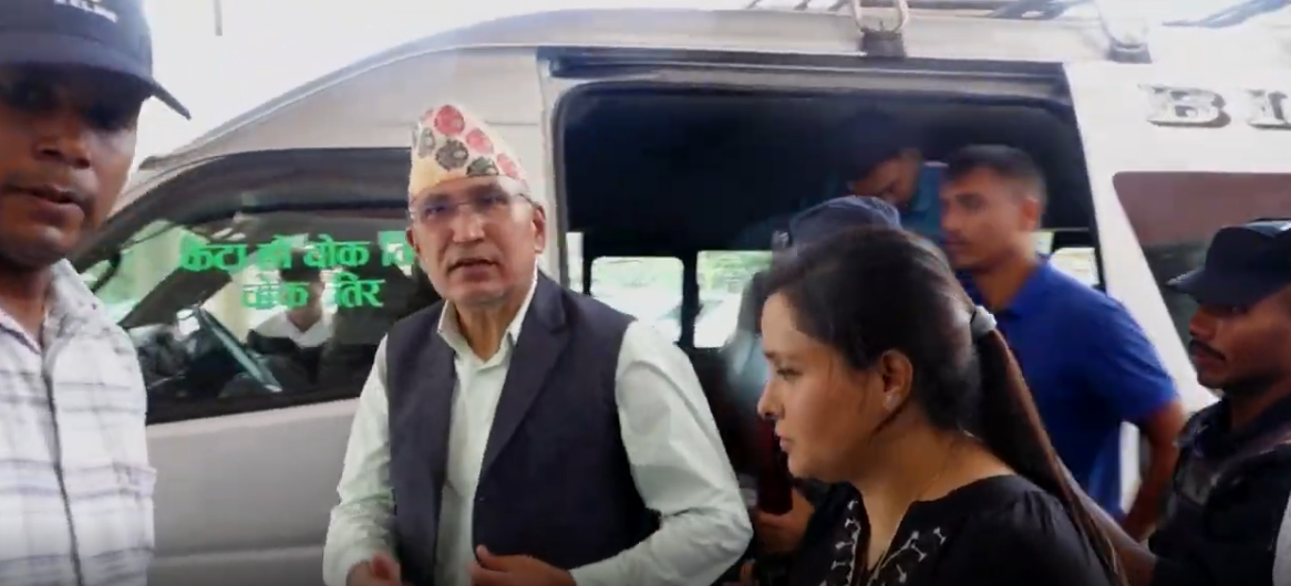विष्णु पौडेल सम्पत्ति शुद्धीकरण अनुसन्धान विभागमा उपस्थित
