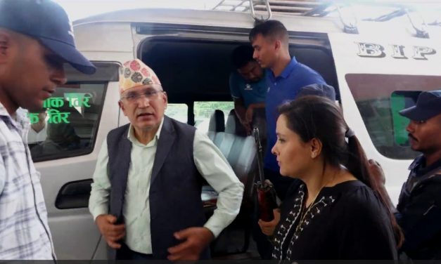 सुर्खेतबाट पक्राउ परेका विष्णु पौडेललाई ललितपुर ल्याइयो