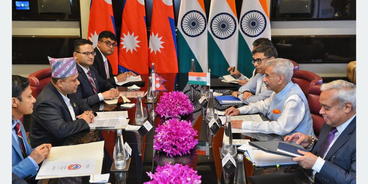 परराष्ट्रमन्त्री खनालको भारत भ्रमणः व्यापार, ऊर्जा र डिजिटल सहकार्यमा नयाँ पहल