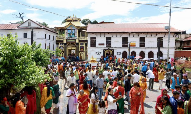 साउनको पहिलो सोमबार : शिवभक्तको घुइँचो, देशभरका मन्दिरमा विशेष पूजा